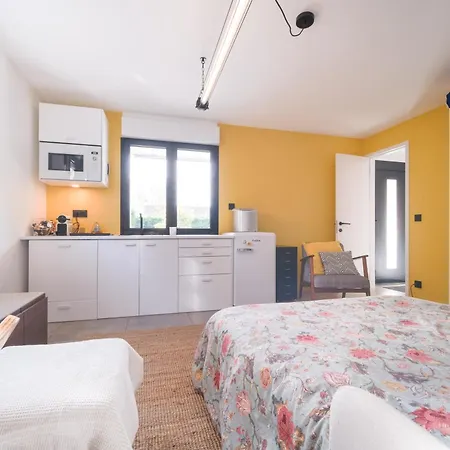 Belle Maison Avec Piscine A 30 Min De Paris Yerres
